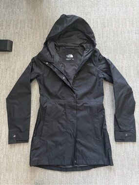 The North Face Women's Black Hooded Rain Coat